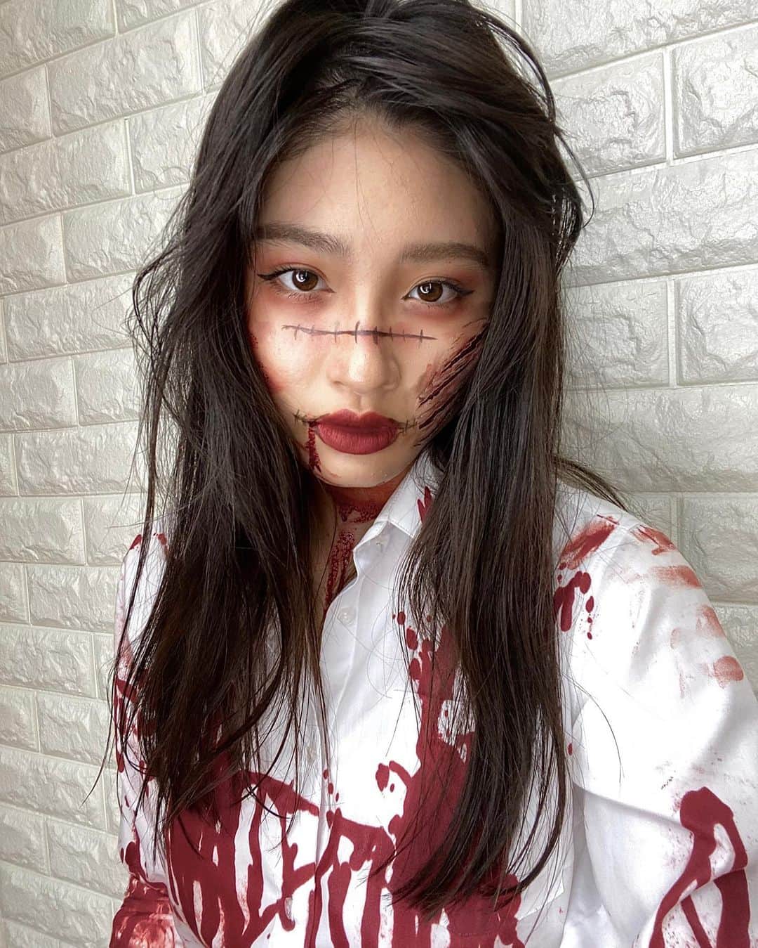 若林真帆のインスタグラム：「・﻿ ﻿ Halloweeeeen🎃❕﻿ ニコラにも載ってるからチェックしてね。﻿ ﻿ #nicola #ニコラ #ハロウィン #ハロウィン仮装 #ハロウィンメイク #若林真帆」