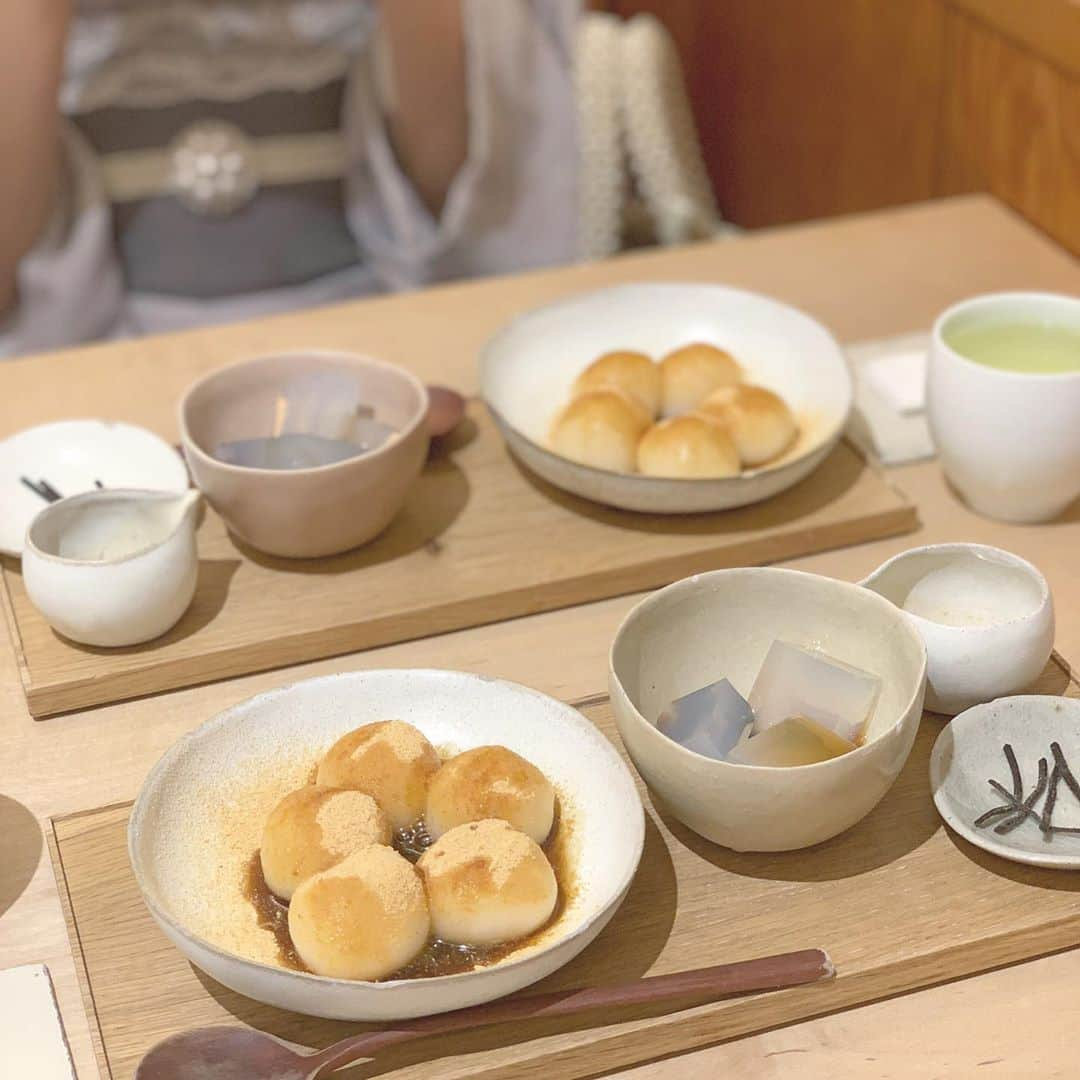 畑美紗起さんのインスタグラム写真 - (畑美紗起Instagram)「浅草散策🍡💕💕  @asakusa.soratsuki  @kanmi_mitsuya   おいしかったなあ〜☺️  #浅草グルメ #浅草 #浅草食べ歩き #浅草カフェ #浅草観光 #浅草そらつき #甘味みつや」10月16日 21時26分 - miiicha_0327