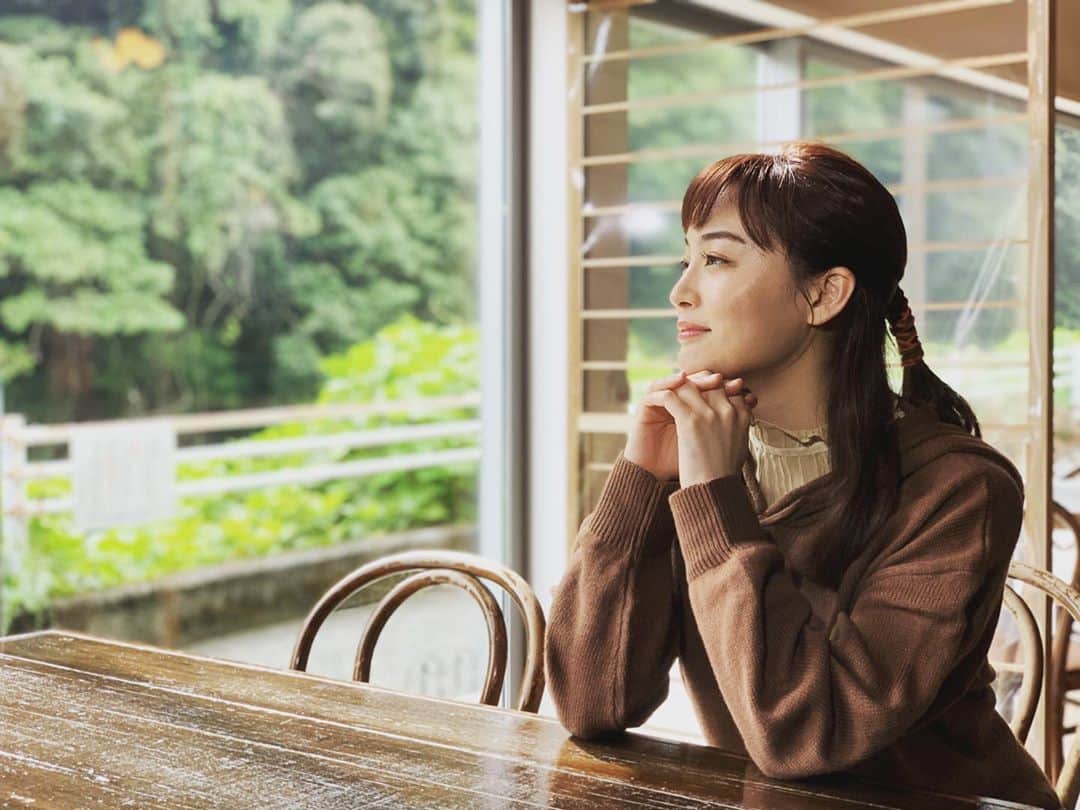 TBS「じょんのび日本遺産」のインスタグラム：「18日(日)あさ6時から放送の  #じょんのび日本遺産は  #新井恵理那 さんと#箱根 を旅します! ぜひご覧ください!  #TBS #日本遺産 #文化庁  #春夏秋冬 #神奈川 #旅 #箱根」