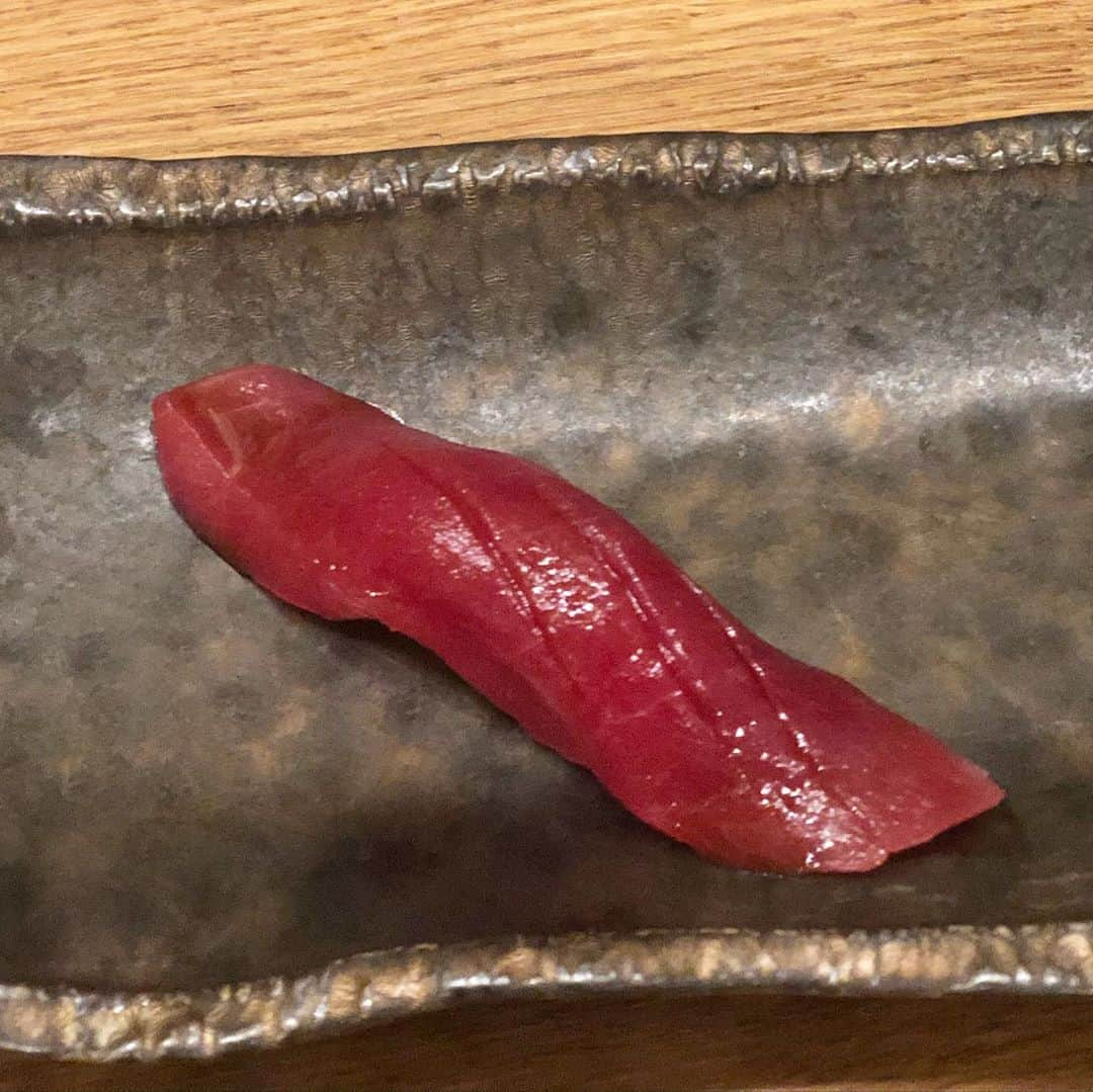 岡田育さんのインスタグラム写真 - (岡田育Instagram)「. 🍣🥂 Monthly Sushi October Issue 🥂🍣  Featuring Sushi Zō Downtown @sushi_zo  @sushizo_downtown_ny . . 月刊鮨、まさかの復刊。だってSushi Zō行けるっていうから！ 10月頭から店内飲食が解禁となったものの、まだ席数25％制限で貸切状態。早く元通りになるといいな。めちゃくちゃ楽しい同世代女子会でした。 @eikonakanaka @aya_aiba @yukainny . #sushizo #sushizonyc #🍣 #sushilovers」10月16日 21時46分 - okadaic