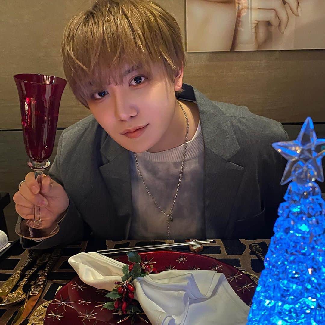 やっぴのインスタグラム：「お洒落してごはん！誕生日充実しすぎ😇㊗️」