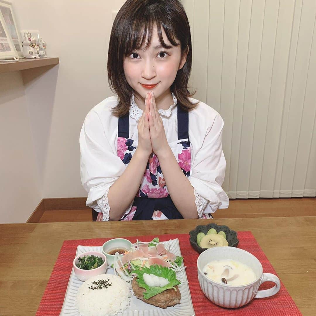 廣田佳菜子さんのインスタグラム写真 - (廣田佳菜子Instagram)「❗️固定ツイートのリツイートお願いします❗️ 10月16日は #リゼクリニックの日 この日に自分を美しくする料理を作ってみました 今が旬の大根を葉まで使ったところがポイントです✨ RT数が1位になるとRay ONLINEに掲載していただけますのでRTのご協力お願いします！ @rizeclinic  https://bit.ly/3ilB9Tz  #リゼクッキング #ミスキャンパス同志社#ミスキャンパス#ミスキャン#ミスコン」10月16日 21時54分 - kanako__h.1201