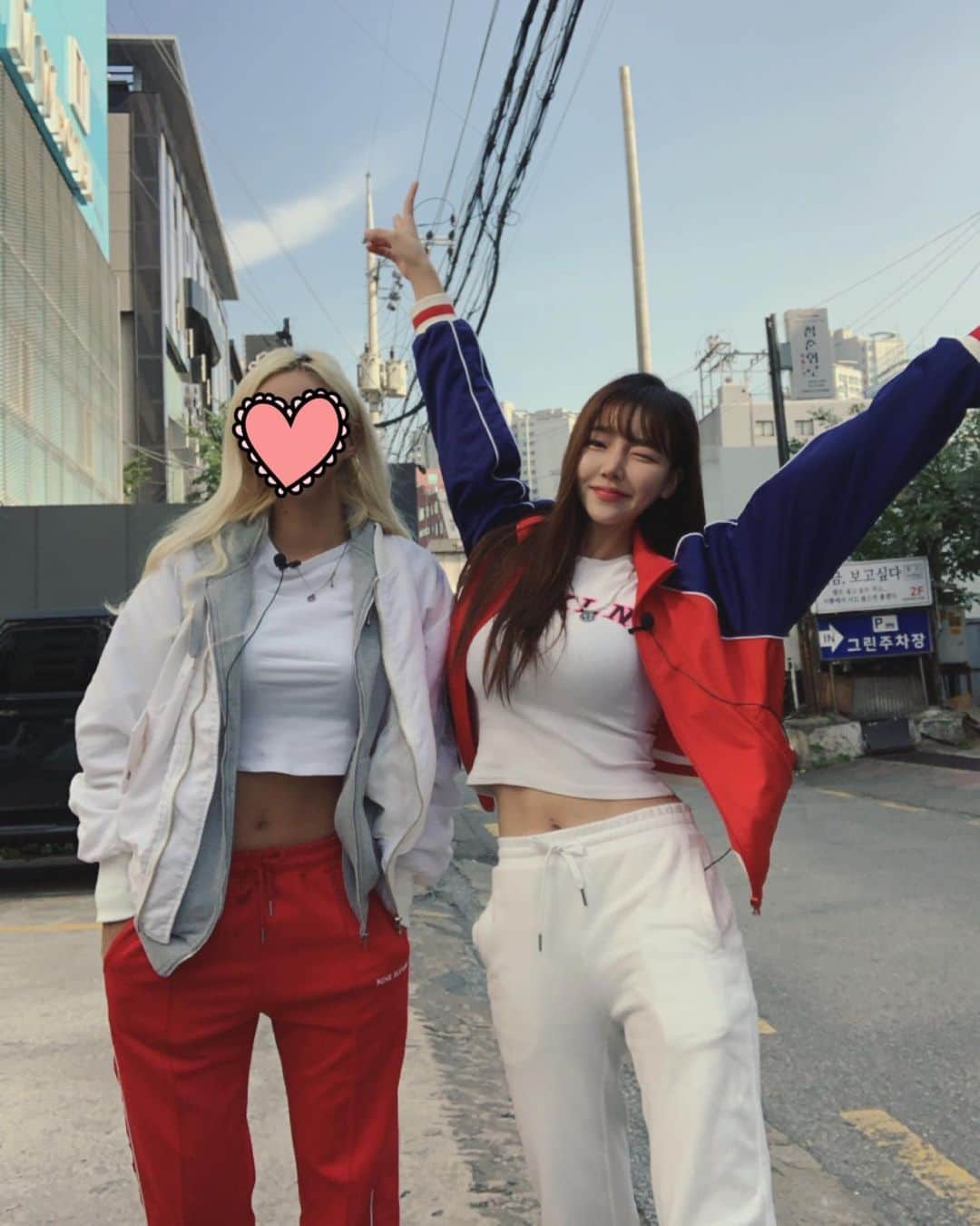 hyeriのインスタグラム：「날씨가추오죠따..#혜리#날씨가미쳤다#촬영」