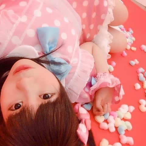 桜川ひめこさんのインスタグラム写真 - (桜川ひめこInstagram)「過去ひめめ💓🌈 2015年1月27日 ・ ・ ・ カラフルな撮影が大好きなので このカラフルな小物楽しかったです🎶 ・ ・ #ひめめ #桜川ひめこ #アキバ系アイドル #アイドル #アイドル衣装  #アイドル撮影」10月16日 15時09分 - sakuragawahimeko