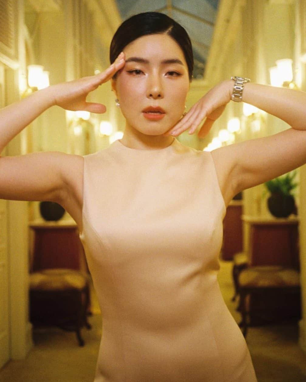 GYEON SEOのインスタグラム：「_* in depth of 💭 . . #snapbypwk」