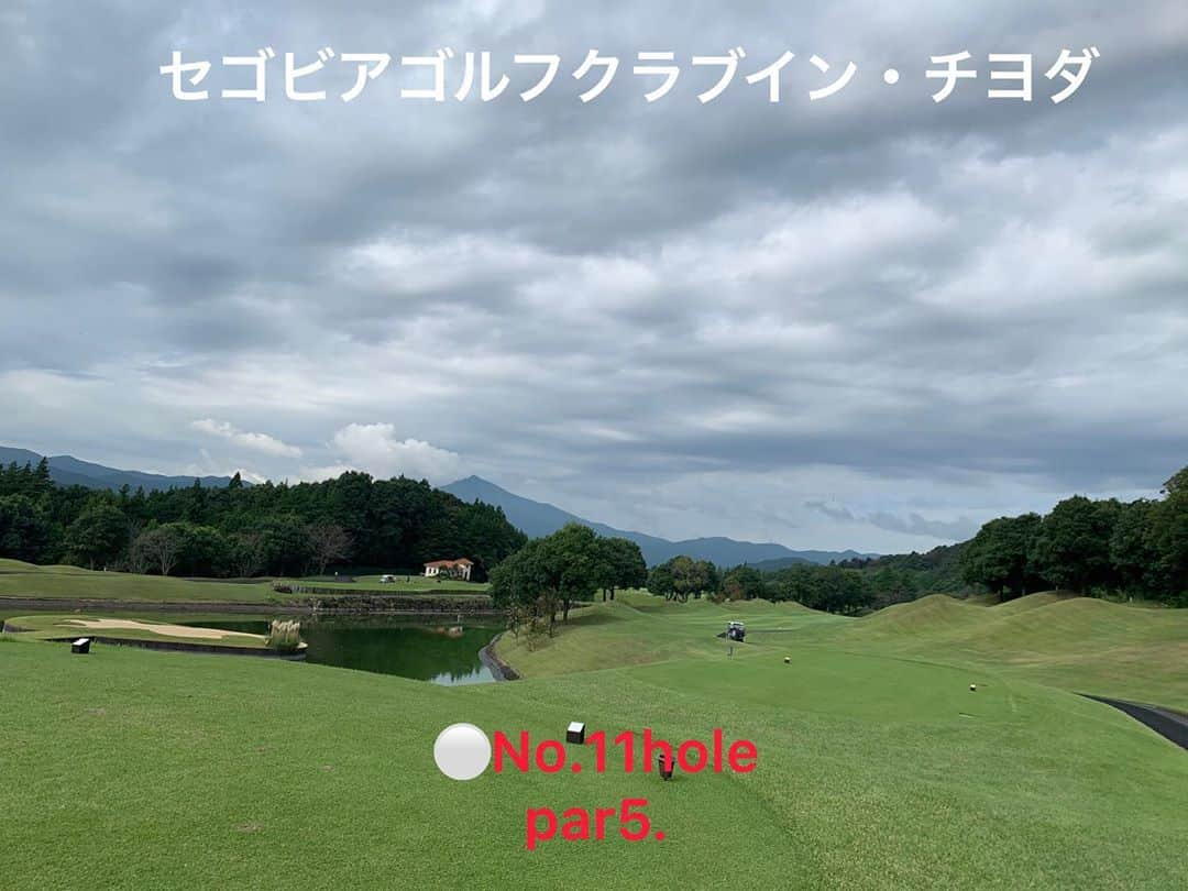 ひかりさんのインスタグラム写真 - (ひかりInstagram)「セゴビアゴルフクラブインチヨダ⛳️ ⚪️10〜18hole . . バーディーズカップでラウンドしたコース😊 バンカーがお花の形とか矢印の形とかギロチンのかたとかあってワクワクするコースでした☺️❣️   #ゴルフ場#セゴビアゴルフクラブインチヨダ #gtバーディーズ #ゴルフトゥデイバーディーズ #gtバーディーズカップカップ#ゴルフ女子#golftoday #ゴルフ#golf#ゴルフトゥデイ#スポーツ女子#japanesegirl #ゴルフ日和#golfwear #スリクソン#srixon#japan」10月16日 17時24分 - piiiiiii_k