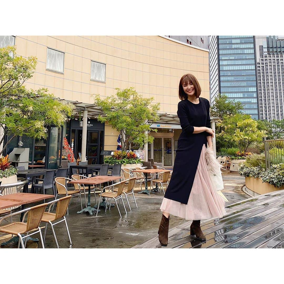 田尻夏樹（なつきんぐ）さんのインスタグラム写真 - (田尻夏樹（なつきんぐ）Instagram)「オシャレなお店でランチっち🍽 . このお洋服 スカートとワンピースセット売りされていたんだけど 別々で着ても可愛いしお得な気分そんな気分♡ . . . #jlounge_style　　 #vicky         #ビッキー #pr」10月16日 18時02分 - tajiri_natsuki