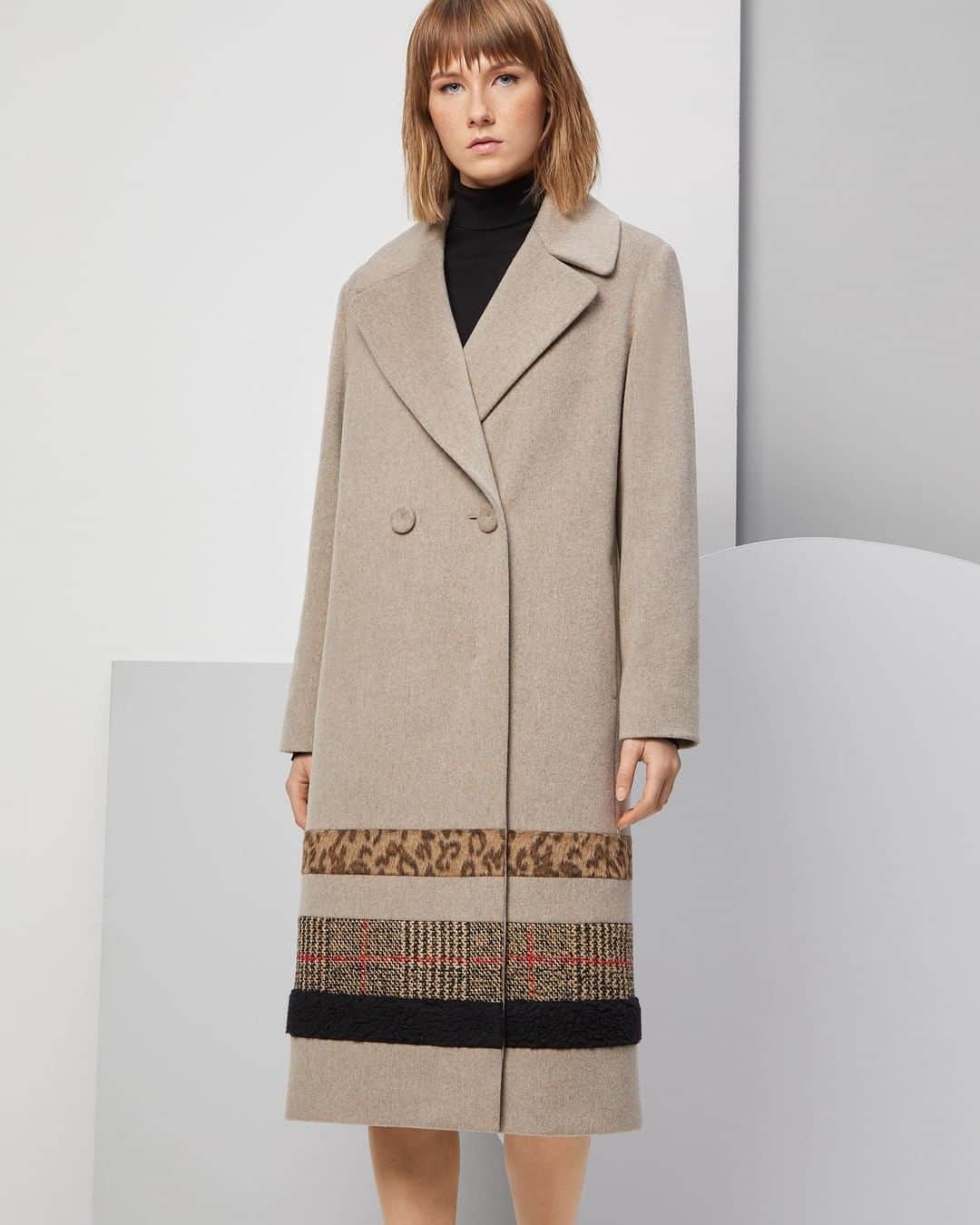のインスタグラム：「Timeless femininity gets a luxe new look. Neutral shades are definitely the choice for the season. #NewArrivals on cinziarocca.com」