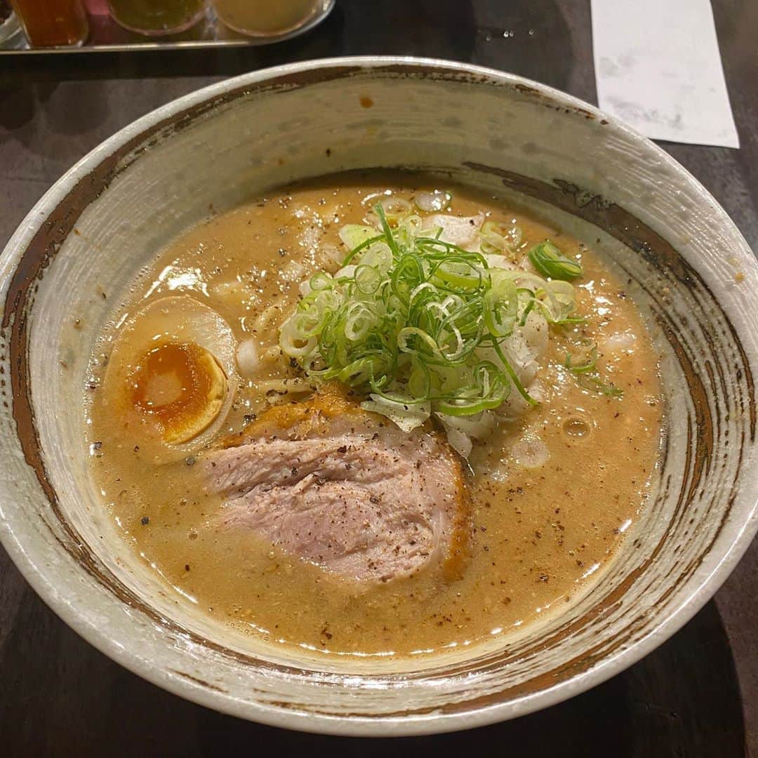 金巻ともこのインスタグラム