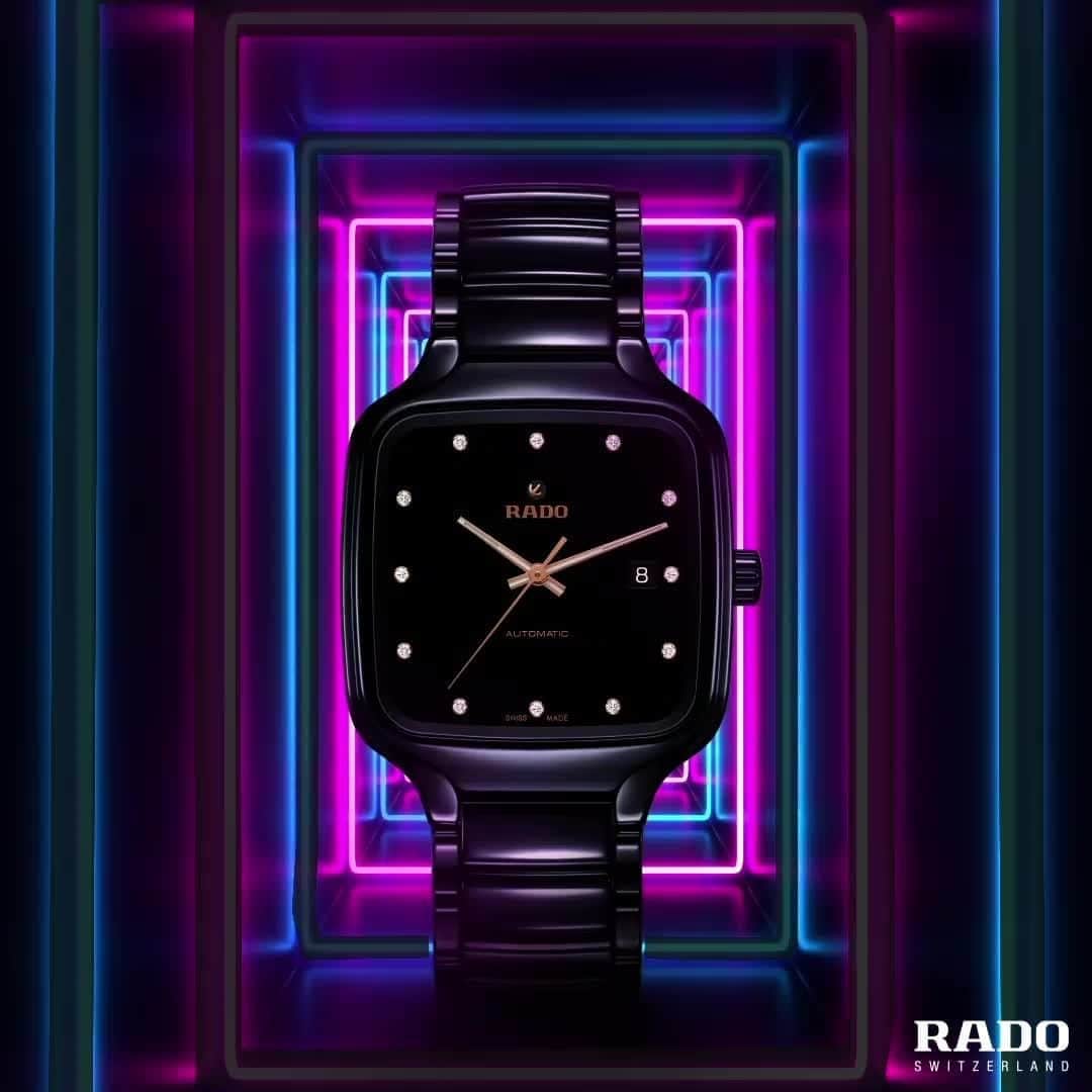 ラドーのインスタグラム：「Let the Rado True Square light up the way and the diamonds brighten up your day. #RadoTrueSquare #Feelit」