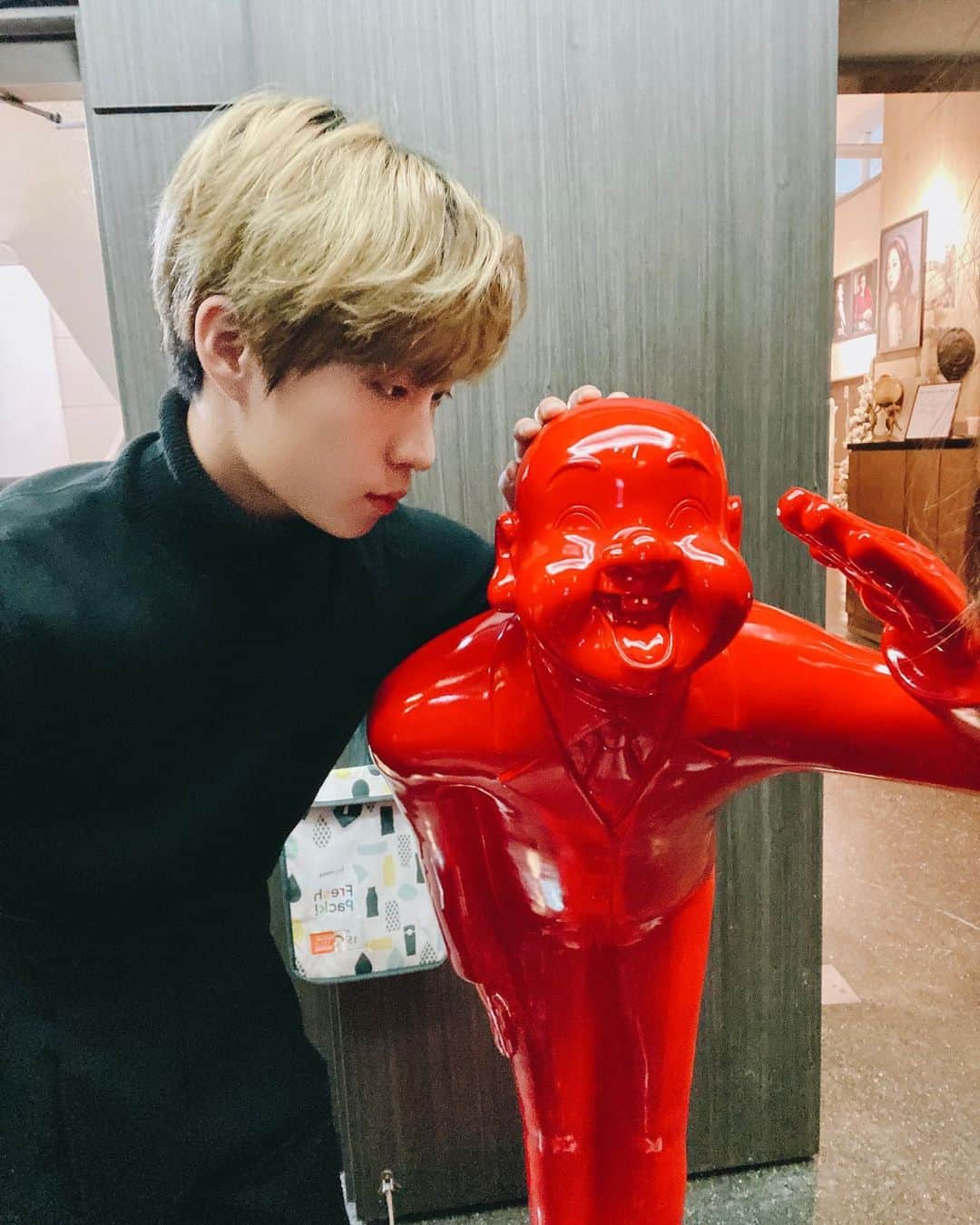 ピョン・ヒョンミンのインスタグラム：「#bnt」