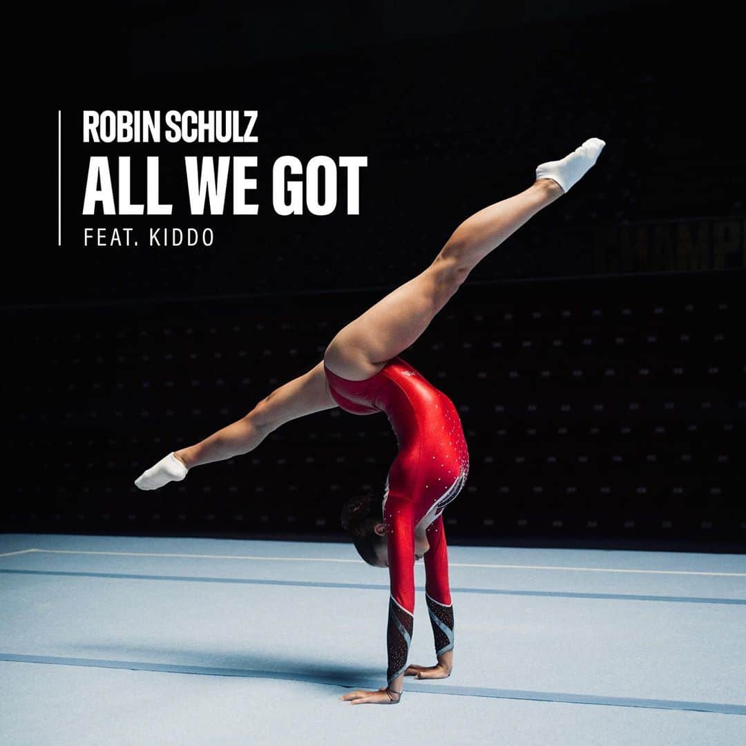 ロビン・シュルツのインスタグラム：「"All We Got" featuring KIDDO is out NOW! What do you guys think? 🙌 Stay tuned for the video premiere today at 5 pm CET on YouTube!」