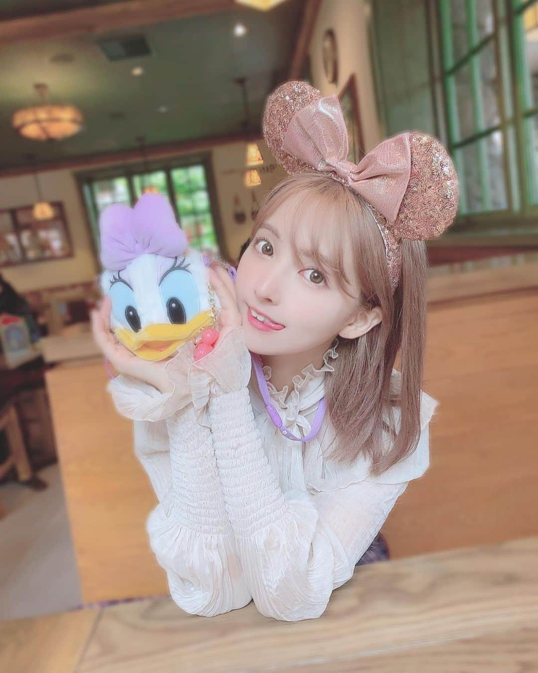 三上悠亜さんのインスタグラム写真 - (三上悠亜Instagram)「昨日行ってきたよ🏰💜 #東京ディズニーランド」10月16日 19時37分 - yua_mikami