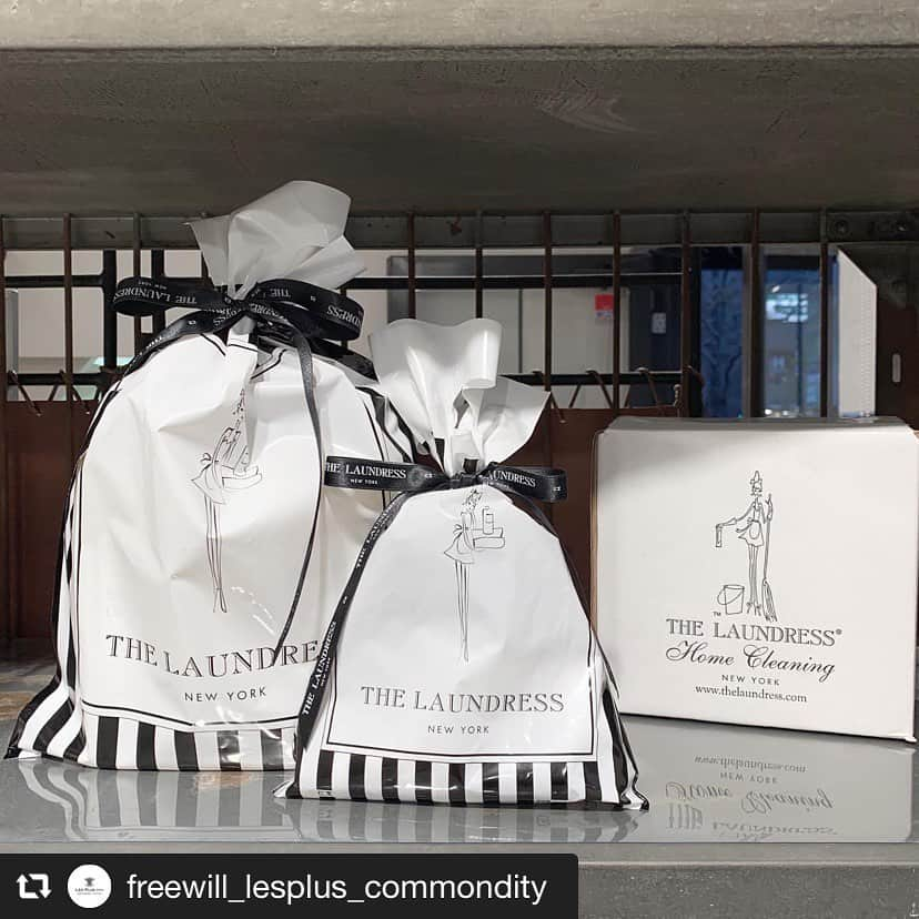 THE LAUNDRESS JPのインスタグラム：「#repost @freewill_lesplus_commondity via @PhotoAroundApp  THE LAUNDRESS  POP-UP STORE THE - 7 DAY-  インテリアとしても素敵なTHE LAUNDRESS のケア用品は、お引越し祝いや誕生日プレゼントなどにも最適です！ ギフトラッピングも行っておりますので、お声掛けください🎁  大切なあの人へ、一味違った贈り物をぜひお送り下さいませ。  #lesplus #freewill #commonditystore #selectshop #coffeestand #popupstore #muromachi #kokura #kitakyushu #fukuoka #japan #thelaundress #thelaundressnewyork」