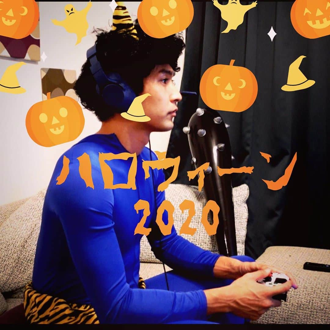 飯塚翔太さんのインスタグラム写真 - (飯塚翔太Instagram)「自宅でハロウィン ボイスチャットしながらゲームしても仲間に気付かれないのが逆に楽しい #ハロウィン #helloween #vc」10月31日 15時15分 - shoman0625