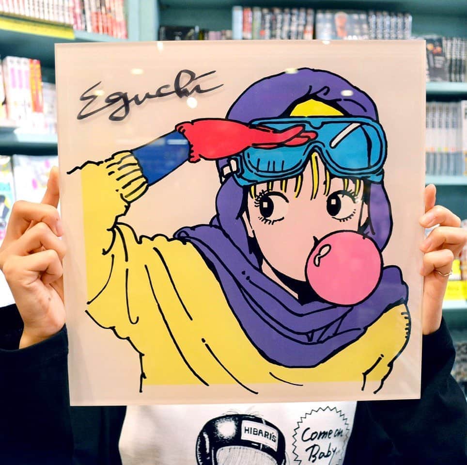 江口寿史のインスタグラム：「ヴィレヴァン×ひばりくんコラボグッズ発売を記念してサイン会を開催します!! LPサイズアクリルパネルにサインを入れます会！  12月13日(日)14:00START ヴィレッジヴァンガード渋谷本店  サイン会詳細はこちら village-v.co.jp/news/event/7653 ※サイン＋宛名＋日付が入ります！」