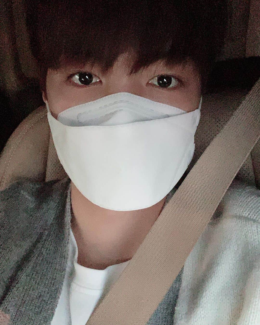 JR のインスタグラム：「할로」