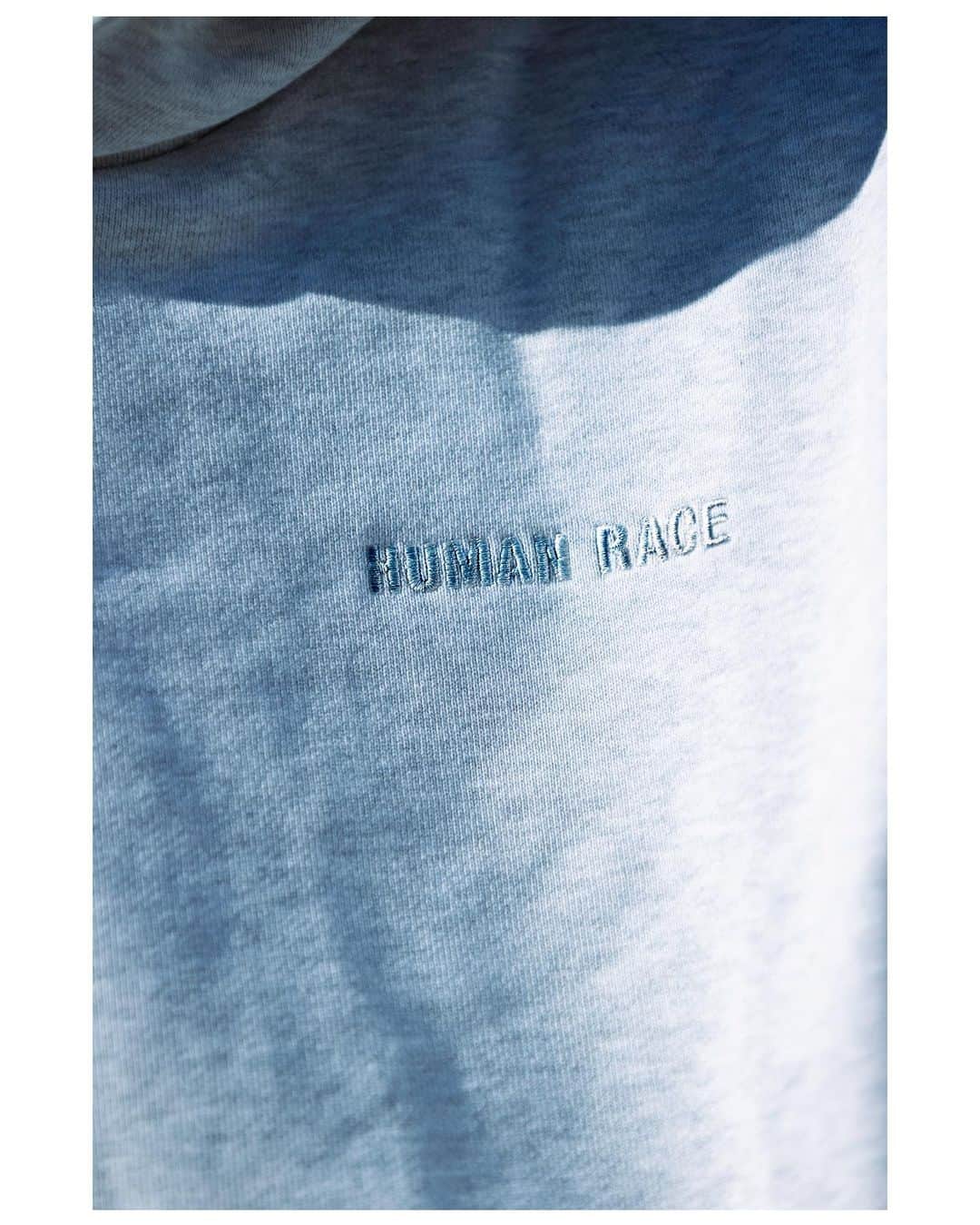 マライア・デュランさんのインスタグラム写真 - (マライア・デュランInstagram)「Human Race Drop 🥶 @pharrell @adidasoriginals #adidaspharrellwilliams #giftedbyadidas  📸: @jeraries」10月31日 7時27分 - mariahduran_