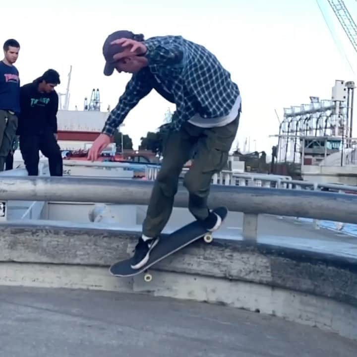 スラッシャーのインスタグラム：「👉🏾 @kegstan is a badass ✅」
