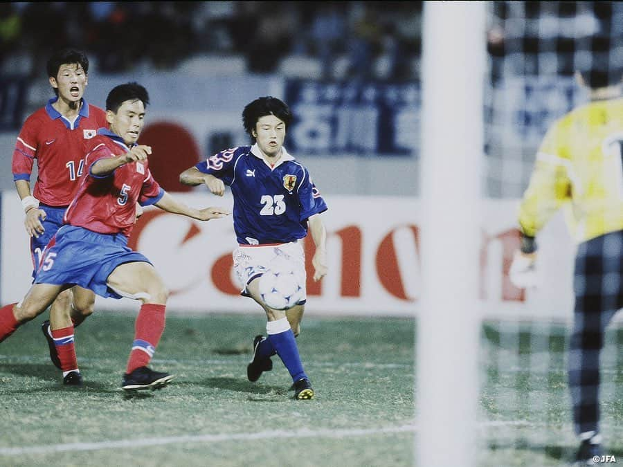 日本サッカー協会さんのインスタグラム写真 - (日本サッカー協会Instagram)「【#OnThisDay】1998.10.31🔙  第31回アジアユース 決勝 #日本代表 1-2 韓国代表 📍タイ・チェンマイ ⚽#播戸竜二  22年前の今日。決勝で韓国に敗れ準優勝となったが、1999ワールドユースへの出場権を獲得した。#稲本潤一　#小野伸二 #高原直泰 #播戸竜二 らが出場した。	  #jfa #daihyo」10月31日 8時02分 - japanfootballassociation