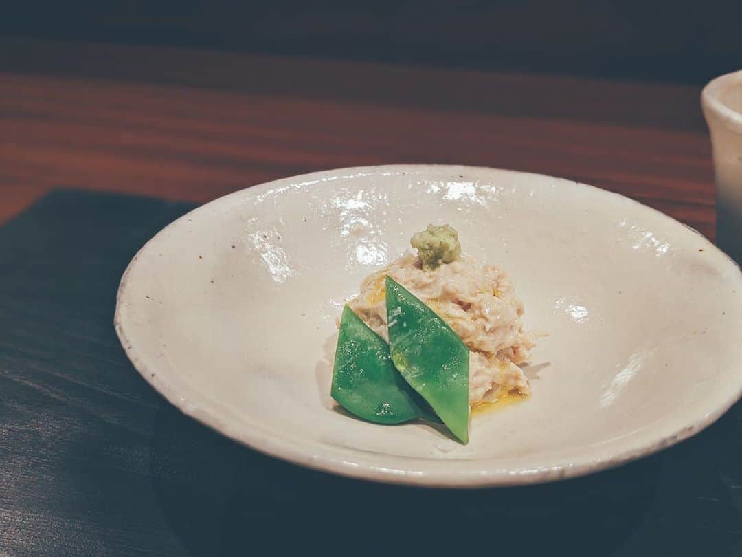 藤田敦子さんのインスタグラム写真 - (藤田敦子Instagram)「ㅤ 関西に行く前日に決めた行き先の一つがここ、朝食喜心。 ㅤ 帰ってきたら実家で朝ご飯を食べてたから もちろん行ったことなかったんやけど 運良くお友達が予約してくれて、 行くことができたのでする😉 ㅤ 大好きな白米が進む進む、おかずの数々。 和食好きとしては、こういう朝ごはんを 毎日誰かに出してもらって食べれるなら、 毎朝、朝ごはん食べるわぁーと思った🤤 こんな丁寧に家でなかなかできひんし もう少しゆとり持って生活したい、と 改めて感じました🙏 ㅤ へしこの横に乗ってる糠が最強に美味しくて 糠床引っ張り出すかなぁ(みるの怖い)なんて🤔 ゆとりないとぬか床にも手をかけてあげられない。 最近の自分の生活が整ってないことに 気づいてしまった、良い機会となりました🙏」10月31日 10時28分 - blenda0305