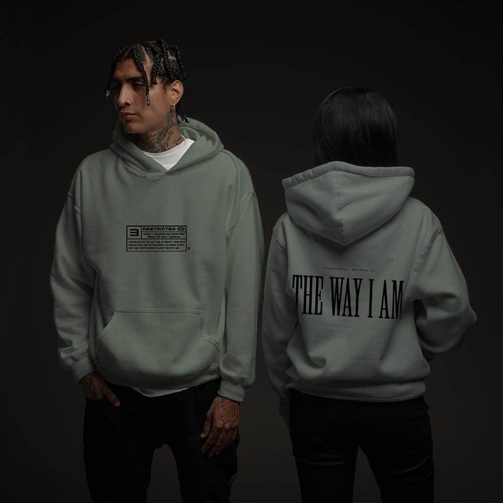 HYPEBEASTさんのインスタグラム写真 - (HYPEBEASTInstagram)「@hypebeaststyle: @eminem has launched his latest merch capsule celebrating 'The Marshall Mathers LP's 20th Anniversary. The collection features plenty of referential designs, from the shades of grey that appear throughout (reflecting the album cover) to verbiage inspired by the album’s tracks (“Stan” is a recurring element). The designs appear on pullover hoodies, long-sleeved T-shirts, and a hat. One standout design ditches the text-based approach for a print of Eminem wielding a chainsaw, referencing one of the era’s most memorable on-stage moments. The collection is available now via Eminem’s web store. What was your favorite song from the album?⁠⠀ Photo: Shop Eminem」10月31日 10時41分 - hypebeast
