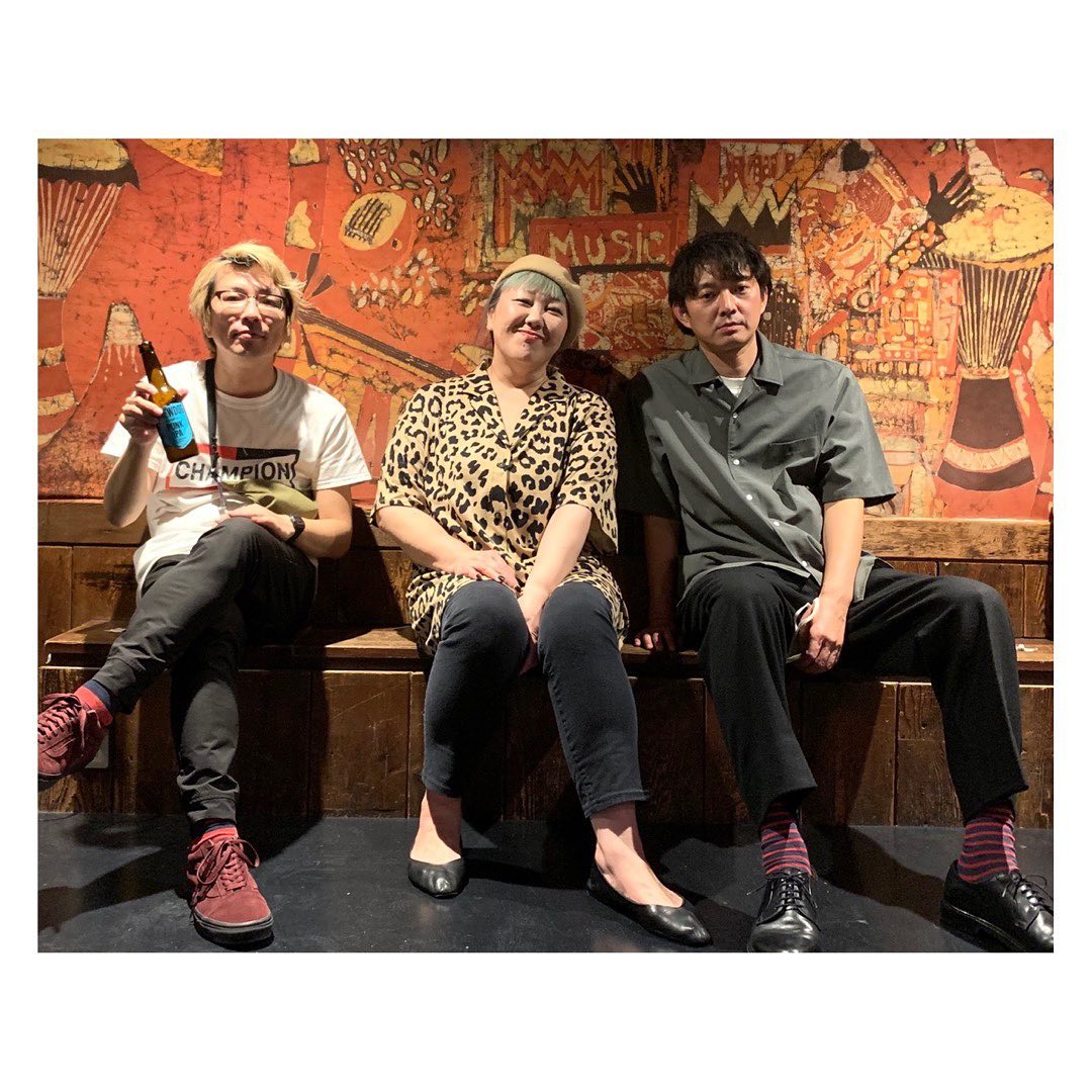 林幸治さんのインスタグラム写真 - (林幸治Instagram)「Northern Boys Streaming show vol.3 with ジョンB & 真城めぐみ  楽しくて頼もしい先輩、仲間の2人と。  ジョンBさんが帰った後の写真。  会場で配信で観てくれた皆さんありがとう。また楽しい事考えてやりますね。  #ノーザンボーイズ #ジョンb #真城めぐみ #菅原龍平 #林幸治 #ジョンbアンドザドーナッツ #月見ル君想フ」10月31日 10時42分 - tct_koji_hayashi