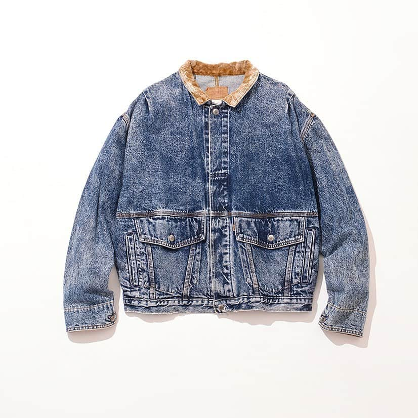 ファクトタムさんのインスタグラム写真 - (ファクトタムInstagram)「﻿ ﻿ 「FACTOTUM VINTAGE POP-UP」﻿ ﻿ ﻿ ﻿ [Levi's 75073-0227] ﻿ Chemical Wash Denim Jacket 1990s﻿ ﻿ ￥18,000﻿ ﻿ リーバイスの1990年代らしいケミカルウォッシュデニムが使用されたジャケット。 後ろ身頃のシンチバックや襟元と袖先のコーデュロイ切り替えなど古い仕様を採用しつつも スポーティーなコーチジャケット仕様、シルエットで近代的なデザインが魅力です。﻿ ﻿ ﻿ ﻿ ーFACTOTUM VINTAGE POP-UPー﻿ ﻿ ﻿ ■日時﻿ 2020年10月30日(金)~11月1日(日)﻿ 12:00~19:00﻿ ※10月30日の19:00からFACTOTUM ONLINE STOREでも販売開始﻿ ﻿ ﻿ ■会場﻿ FACTOTUM LAB STORE 東京都渋谷区恵比寿西2-17-16 代官山TKビル101号﻿ ﻿ ﻿ ■RUMHOLE beruf﻿ 桝山太路氏がオーナーを務めるアイテムのバックグラウンドを大切に、 アメリカ各地より買い付けたVintage古着・アクセサリー・ハット・眼鏡など を豊富に取り揃える恵比寿/代官山の老舗ヴィンテージショップ ”RUMHOLE beruf”(ラムホール ベルーフ) 。 姉妹店に原宿beruf。﻿ ﻿ ﻿ ﻿ #FACTOTUM﻿ #rumholeberuf ﻿ #vintage﻿ #levis﻿ #denim﻿ #ファクトタム﻿ #ラムホールベルーフ﻿ #ヴィンテージ﻿ #デニム﻿ #デニムジャケット﻿ #ケミカルウォッシュ﻿ #古着﻿ #代官山﻿ #恵比寿﻿ @factotum.official﻿ @factotum.shop ﻿ @kojiudo﻿ @rumholeberuf」10月31日 11時05分 - factotum.official