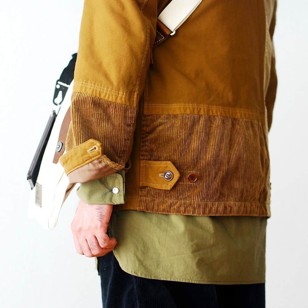 のインスタグラム：「_［#20AW NEW ITEM］ COMME des GARCONS HOMME / コム デ ギャルソン・オム "3B ジャケット - パッチワーク -" ￥96,800- _ 〈online store / @digital_mountain〉 https://www.digital-mountain.net/shopbrand/cdg/ _ 【オンラインストア#DigitalMountain へのご注文】 *24時間受付 *15時までのご注文で即日発送 *1万円以上ご購入で送料無料 tel：084-973-8204 _ We can send your order overseas. Accepted payment method is by PayPal or credit card only. (AMEX is not accepted)  Ordering procedure details can be found here. >>http://www.digital-mountain.net/html/page56.html _ #COMMEdesGARCONS #コムデギャルソン #COMMEdesGARCONSHOMME #コムデギャルソンオム _ 本店：#WonderMountain  blog>> http://wm.digital-mountain.info _ 〒720-0044  広島県福山市笠岡町4-18  JR 「#福山駅」より徒歩10分 #ワンダーマウンテン #japan #hiroshima #福山 #福山市 #尾道 #倉敷 #鞆の浦 近く _ 系列店：@hacbywondermountain _」