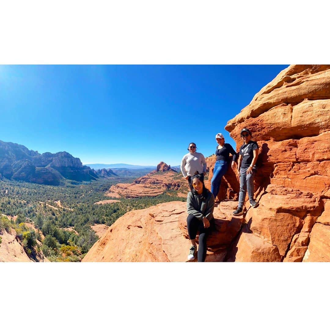 モリヤ・ジュタヌガーンさんのインスタグラム写真 - (モリヤ・ジュタヌガーンInstagram)「Girls #Sedona #momoriya」10月31日 12時23分 - mo_moriya