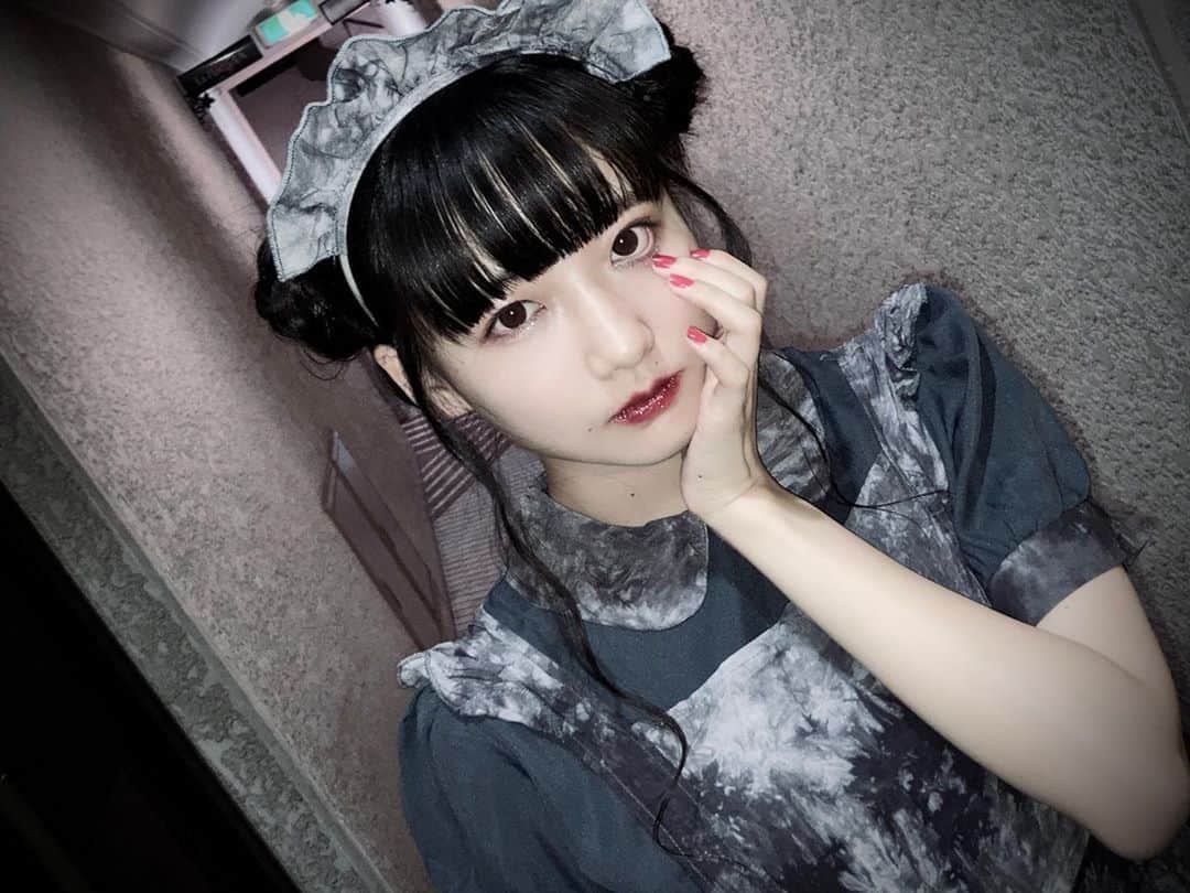 しらいちゃんのインスタグラム：「#halloween 🧟‍♀️」