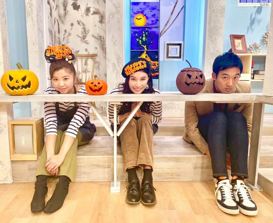 福本義久のインスタグラム：「【いっとこ！ハロウィン🎃】﻿ ﻿ 今日もご覧いただきありがとうございました〜😆﻿ ﻿ #ハロウィン #いっとこ #CUBERS #末吉9太郎 #TAKA #UHB #いっとこガール #池田彩夏 #MAO #アナウンサー #柴田平美 #田辺桃菜 #福本義久」