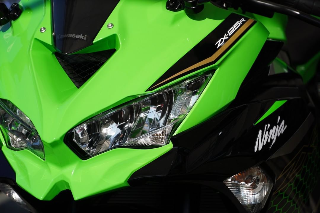 鈴鹿サーキット【公式】さんのインスタグラム写真 - (鈴鹿サーキット【公式】Instagram)「明日!Kawasaki Ninja ZX-25Rが走る . Ninja ZX-25Rワンメイクレースに先立ち Kawasaki Ninja ZX-25Rのデモレースを開催🥳✨ . 【日時】11月1日(日)13:00～13:30 【場所】国際レーシングコース 東コース . #鈴鹿サーキット  #デモレース  #mfj #全日本ロードレース  #kawasaki #kawasakininja」10月31日 13時40分 - suzukacircuit_official