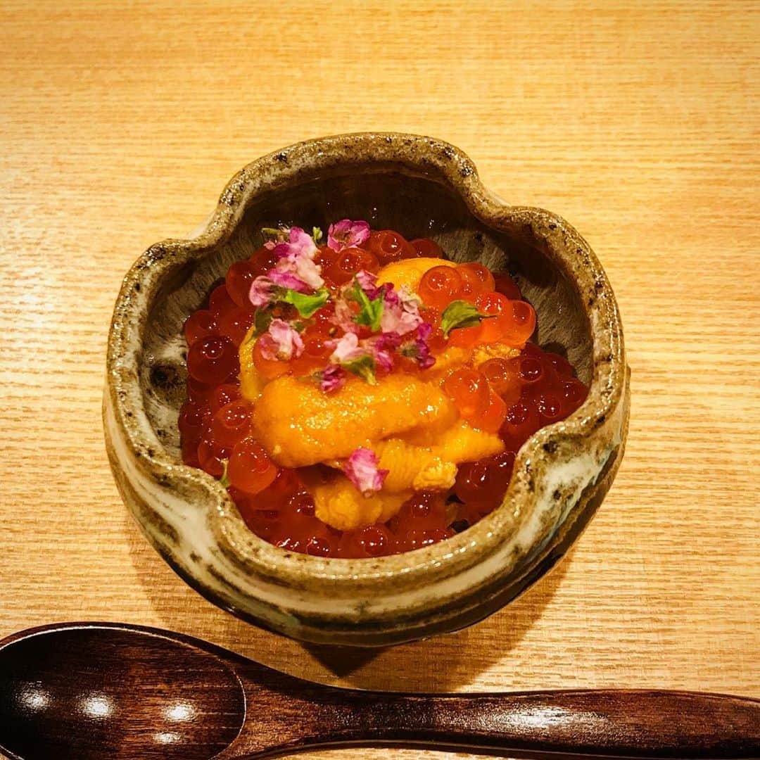 侑季美怜のインスタグラム：「美味しすぎてほっぺた落ちた😋  西荻窪にこんな穴場があるとは！  美味しいさの秘訣聞いたら秘密っだって🤫💓」