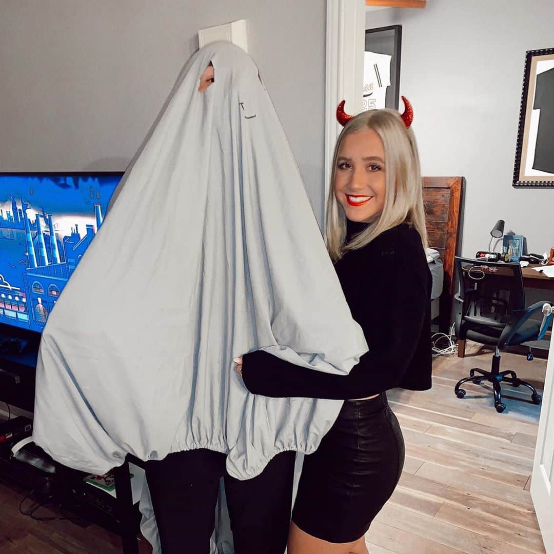 ベイリー・キーのインスタグラム：「@nfondren8 wins best costume of the year」