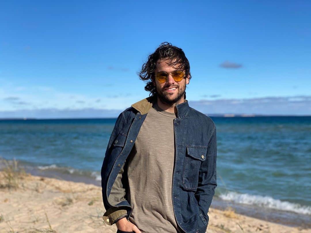 ジャック・ファライーのインスタグラム：「I like leaders who care about our lakes and support policy to protect them. Let’s get them elected. Register, make a plan, and find your clerk/township at iwillvote.com/mi to vote early. #MIearlyvote #FlipTheMitten #greatlakes」