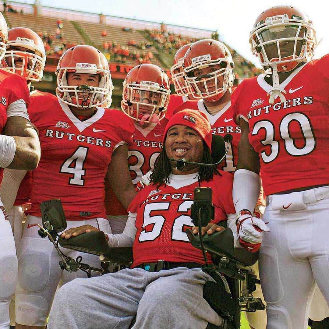 Ashley Haasさんのインスタグラム写真 - (Ashley HaasInstagram)「10 years ago today Eric LeGrand played in a game that would forever change his life, but not his spirit. I’ve known Eric for over 7 years now and he’s never once lost his fight to get better, instead he’s used this life changing event to help others that are also paralyzed fight to regain movement. Eric was one of the top prospects for teams looking to draft defensive tackles so even after his injury the Tampa Bay Buccaneers symbolically drafted Eric. 🙏🏼 I wish we could all be more like Eric. You’re an inspiration to us all! #52 @ericlegrand52  (This photo was taken in 2014 at his annual charity A Walk to Believe) it’s not current so no mask talk!」10月17日 6時42分 - ashleyhaas