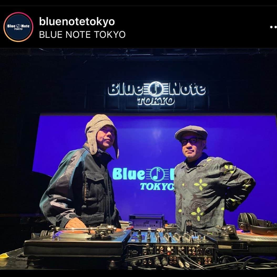 MUROさんのインスタグラム写真 - (MUROInstagram)「おはようございます〜☂️ 昨夜　@bluenotetokyo に お越し頂いた皆様全員に、 心より感謝感謝‼︎ 楽しいお時間をありがとうござい マスター♪ @captain_vinyl  @norihisamaekawa  #20201016 #bluenotetokyo  #captainvinyl」10月17日 7時23分 - dj_muro