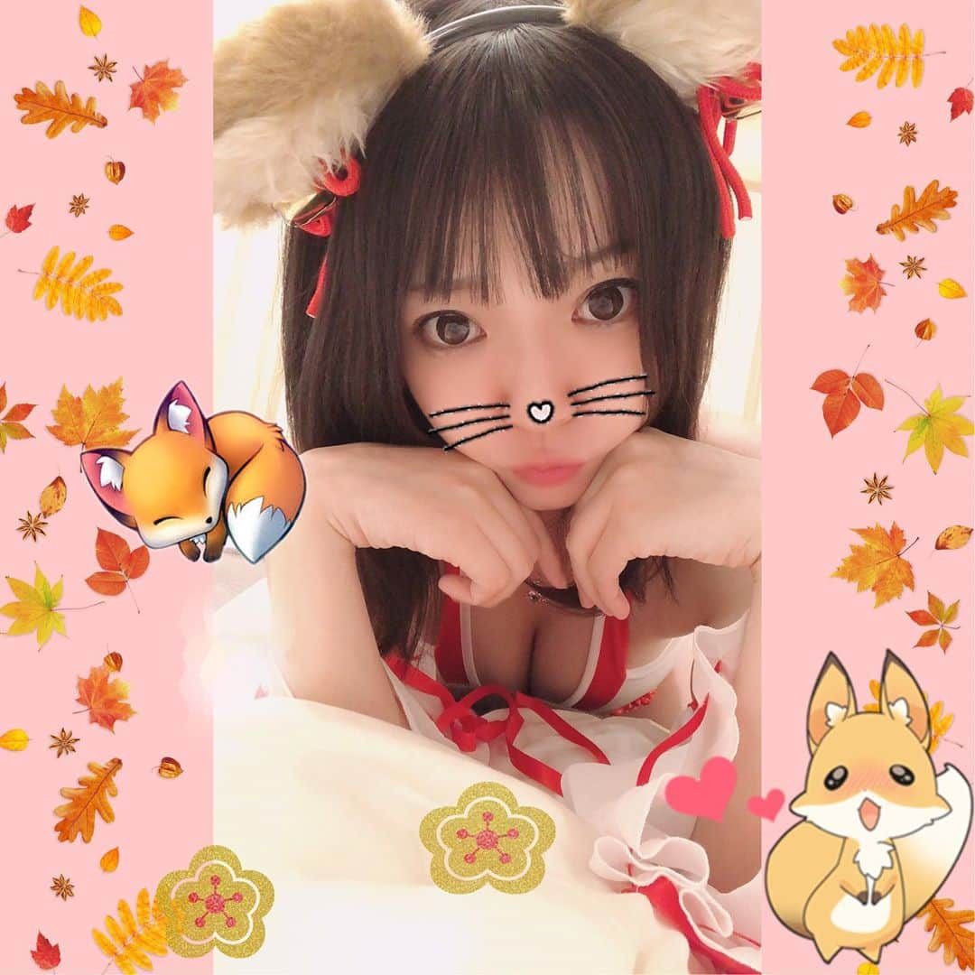 音羽莉夢のインスタグラム：「きつね🦊🍁🍂  #童顔ロリ巨乳 #合法ロリ #ロリコンホイホイ #撮影会モデル #音羽莉夢 #アミックエンターテインメント  #グラドル自画撮り部 #グラドル」