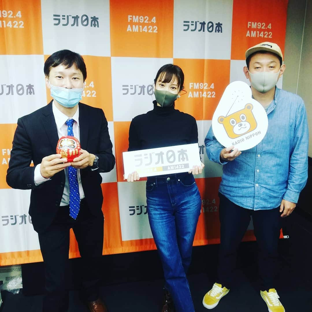 滝沢秀一（マシンガンズ）さんのインスタグラム写真 - (滝沢秀一（マシンガンズ）Instagram)「ラジオ日本６０ＴＲＹ部をお聞きの皆さん、ありがとうございました！高野さんの傍若無人さに笑い転げました。ゲストは熊田茜音さんでした。こちらも最終的には傍若無人でした！面白かったです！ #try1422 　#マシンガンズ  #熊田茜音」10月16日 22時48分 - takizawa0914