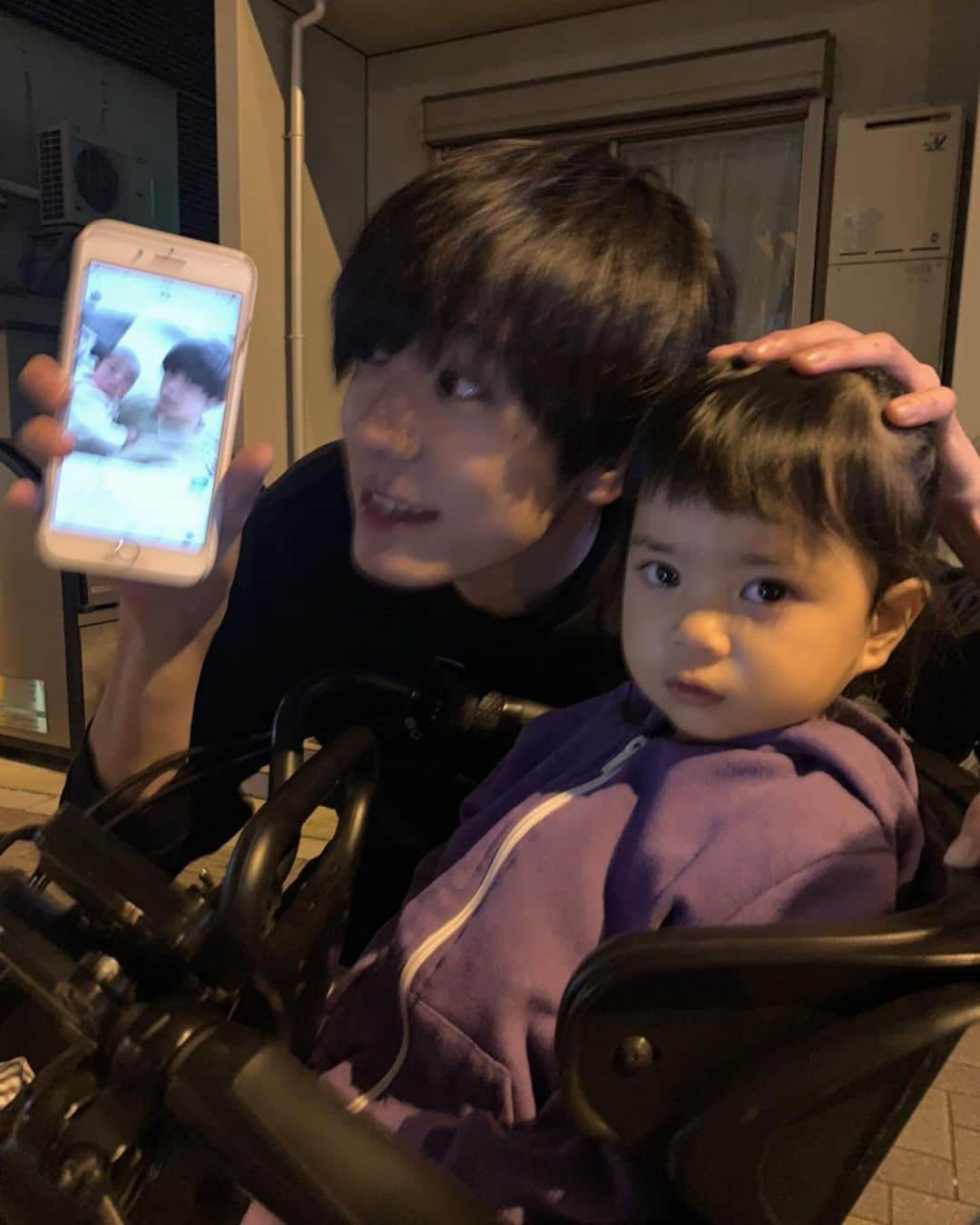 内藤秀一郎さんのインスタグラム写真 - (内藤秀一郎Instagram)「大きくなったねえ👶😘 んんんかわい！！！！」10月16日 22時49分 - syuichiro_naito