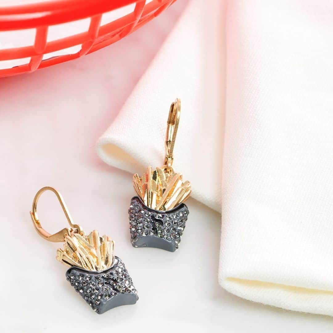 ロック&リパブリックのインスタグラム：「Every day should be fry day. 🍟#Kohls #SimplyVera」