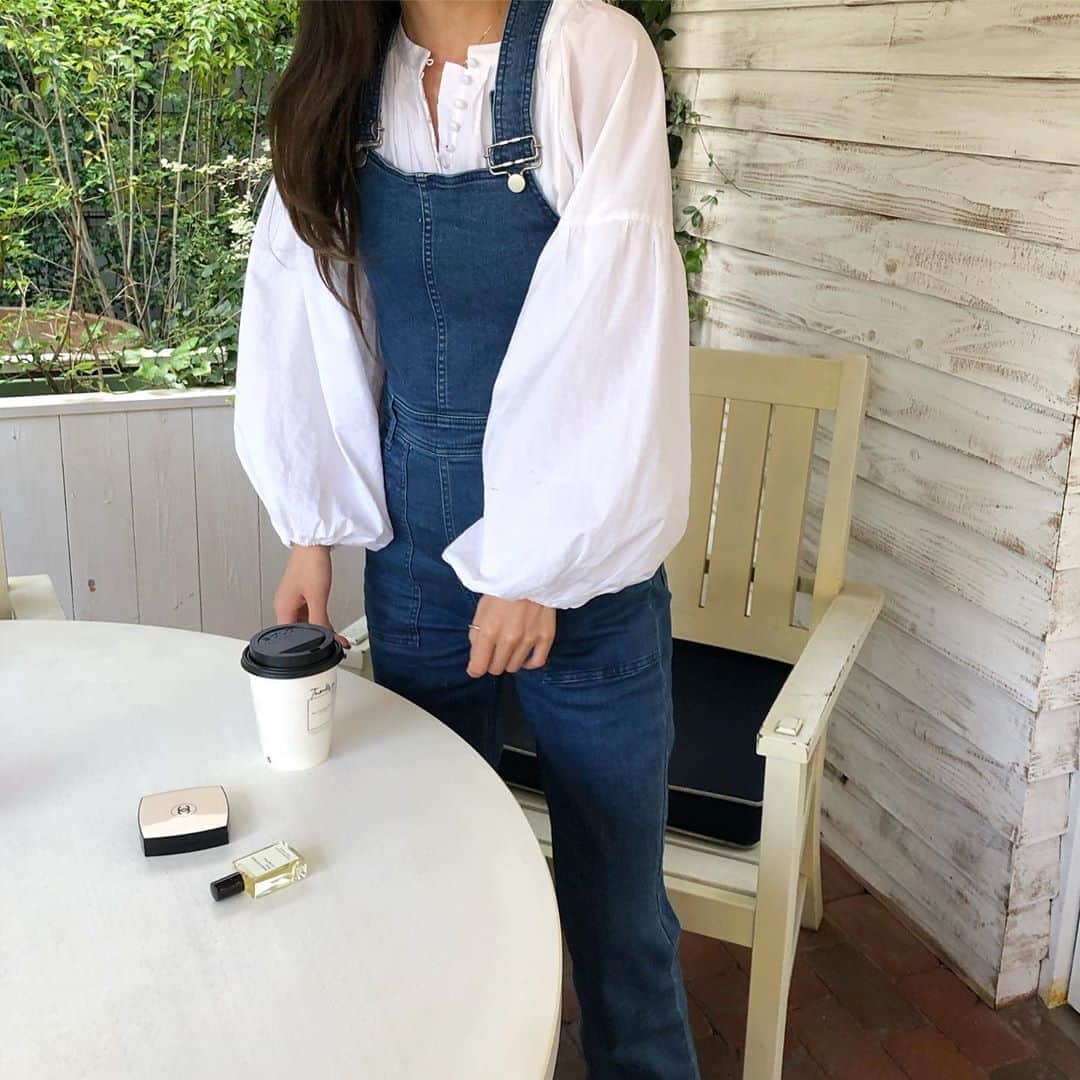 のインスタグラム：「. . ちょっぴりgirlyな気分だった朝ごはんの日 🦦🤎 . . #hamada_diary」