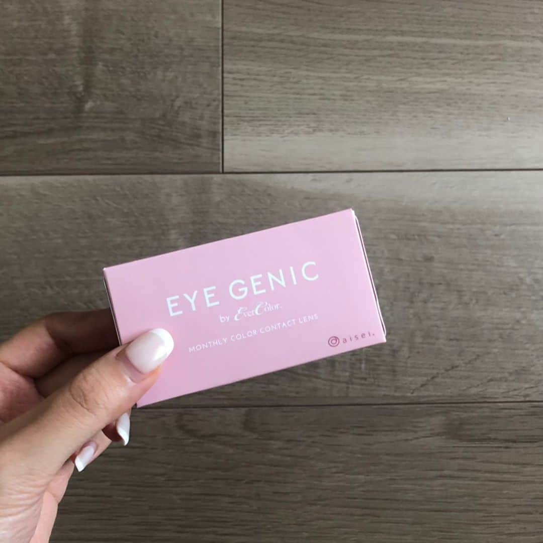 藤原菜摘さんのインスタグラム写真 - (藤原菜摘Instagram)「@eyegenic_official 👁🧡 . #セピアミスト を使ってみたら アイシャドウだけで顔がはっきりした📸 . 若い頃はとにかくハーフに憧れてたなぁ🌛 自分に似合うカラコン診断ページもおもしろかった💻 . #セピアミスト #アイジェニック #アイジェニックバイエバーカラー #eyegenic  #エバーカラー #新木優子」10月16日 23時09分 - natsumi_fujiwara
