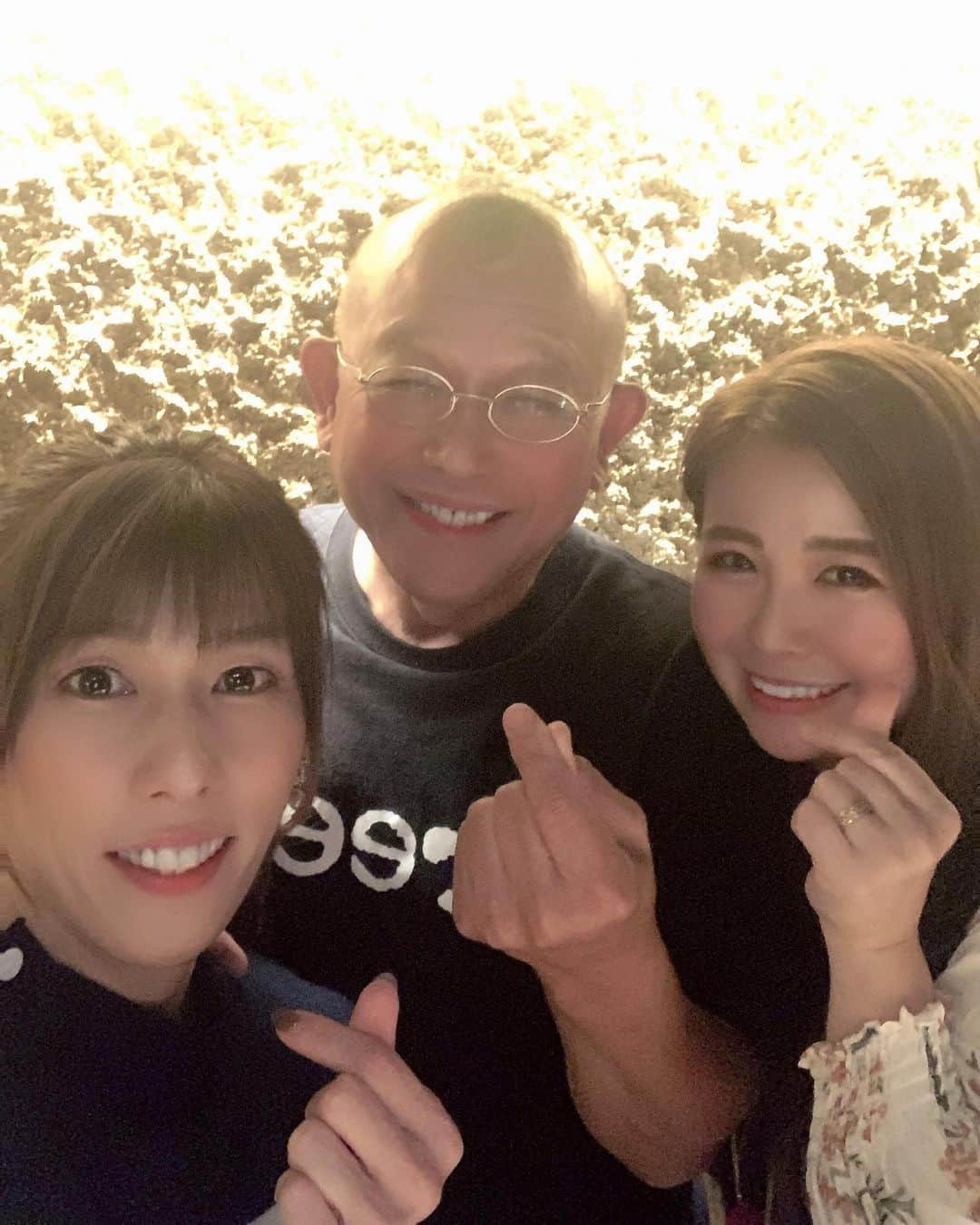 吉田沙保里さんのインスタグラム写真 - (吉田沙保里Instagram)「先日、久々に鶴瓶さんとお会いできましたぁー😆✨ たくさんお話して、たくさん笑って幸せな1日でしたぁー♥️ 鶴瓶さんは本当に太陽みたいな方です😆😆😆 #鶴瓶さん #お仕事終わりに」10月16日 23時30分 - saori___yoshida