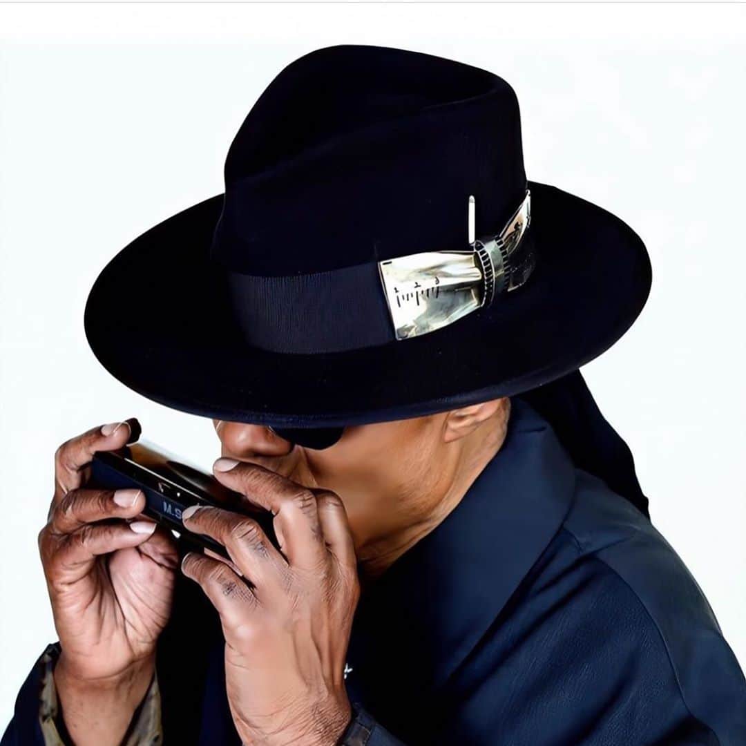 Nick Fouquetのインスタグラム：「Stevie Wonder new album 💥  Chrome Luna SS21 Oaxacan Daydreams」