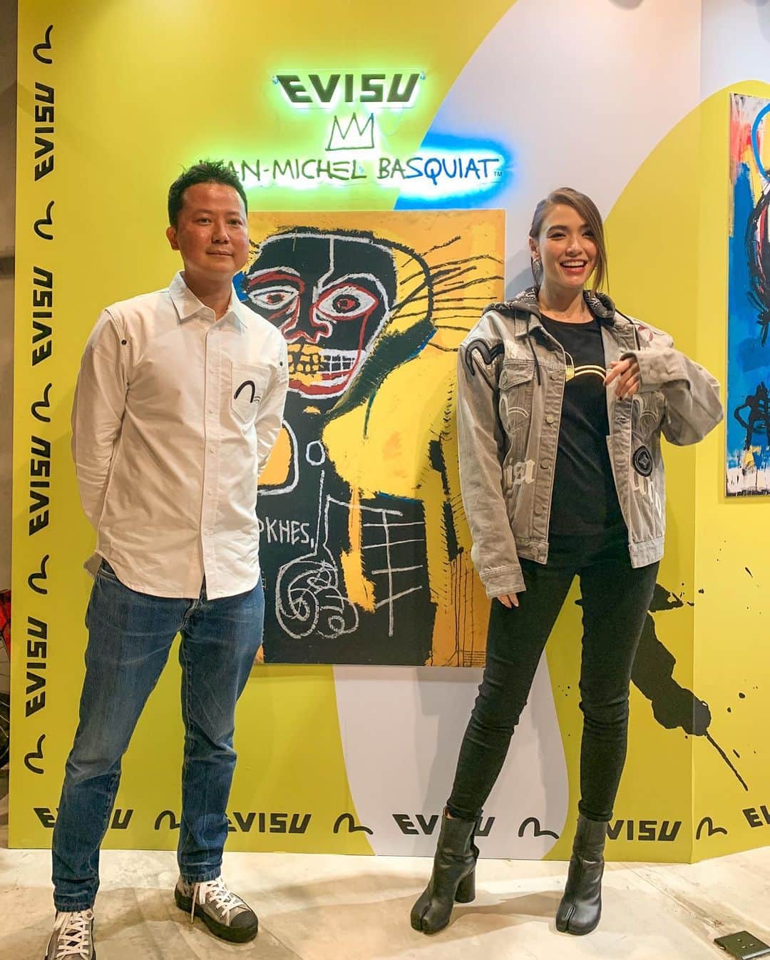 ダンシーシャノン美沙さんのインスタグラム写真 - (ダンシーシャノン美沙Instagram)「EVISU✖︎ Jean-Michael Basquiat launch party 🎉   Thank you so much for having me 💓💓😊  @artestarnyc #evisu #basquiat #evisuxbasquiat #artestarnyc #evisu2020 #ootd #hongkong」10月17日 0時14分 - shannon.fancy
