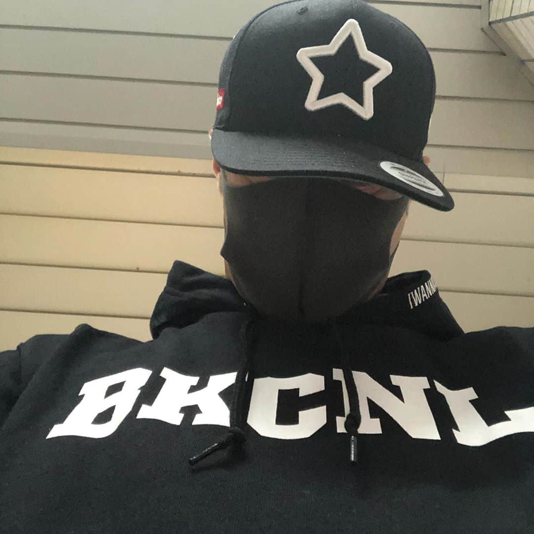 山口祥行のインスタグラム：「イイんだよなー #backchannel  #mobstar」
