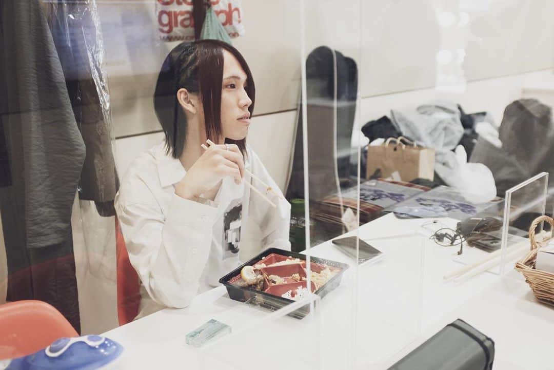 白井將人のインスタグラム：「俺もインスタグラムのコメント返したりしてみようかな、カモン  photo by オチアイユカ(@sadvacation5 )」