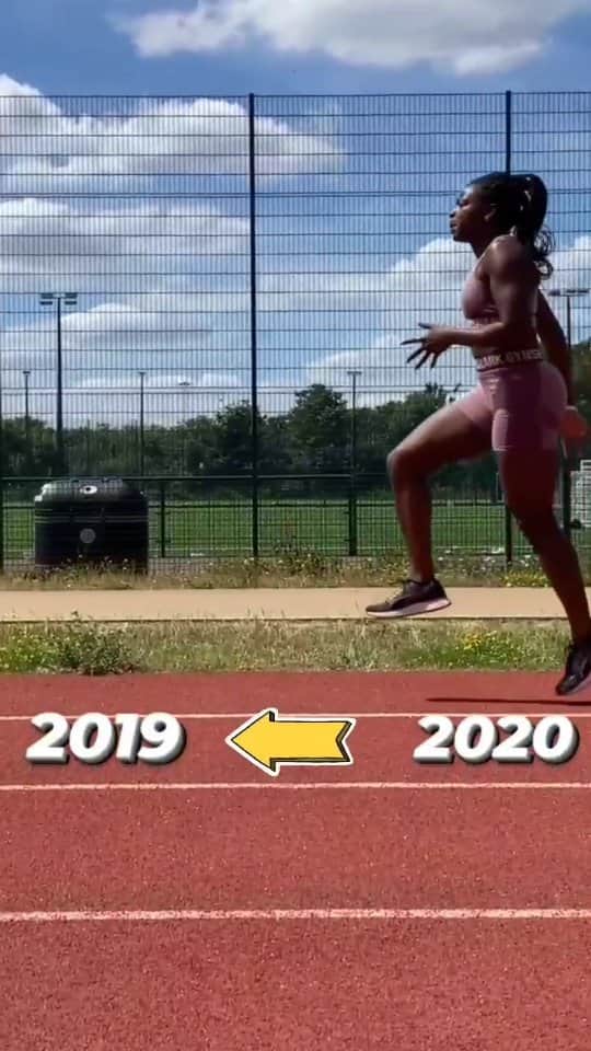 アシャ・フィリップのインスタグラム：「Bouncing back to 2019 for a couple months 😂 Someone grab me once we reach New Year's Eve 👋🏾👋🏾👋🏾  #Bye2020 #2021 #Winter #Athlete #Jokes #Reels #Workout」